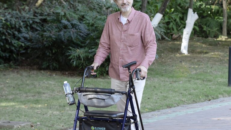 FAQs about Drive medical walkers